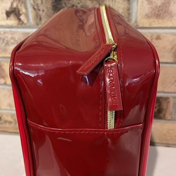 Estee Lauder Red Faux Patent Zip Up Make-Up Cosmetic Travel Vanity Case - Picture 4 of 8